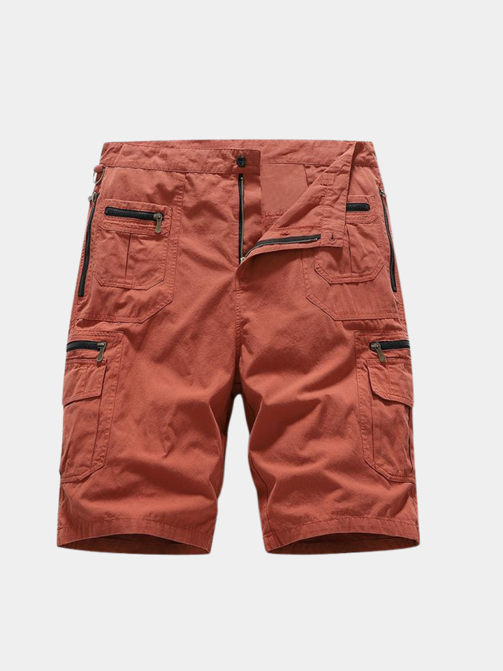 Pantalones cortos cargo de hombre, estilo urbano y casual. Ideales para el verano, cómodos y a la moda masculina.