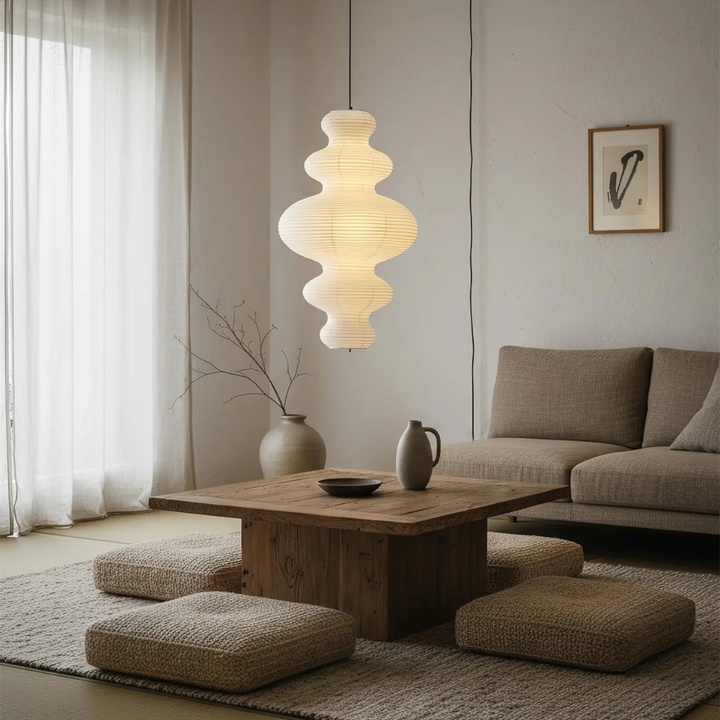 Iluminación de cocina con lámpara colgante Akari Juni. Estilo Japandi y decoración minimalista.