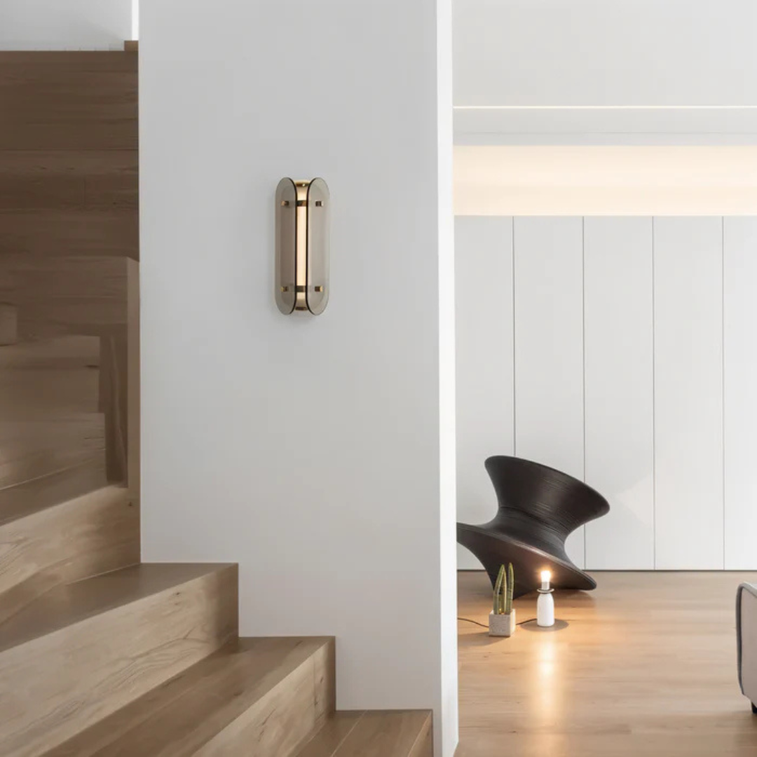 Iluminación LED de pared con luz cálida, crea un ambiente acogedor y moderno para cualquier habitación.