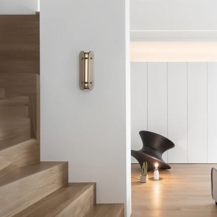 Iluminación LED de pared con luz cálida, crea un ambiente acogedor y moderno para cualquier habitación.