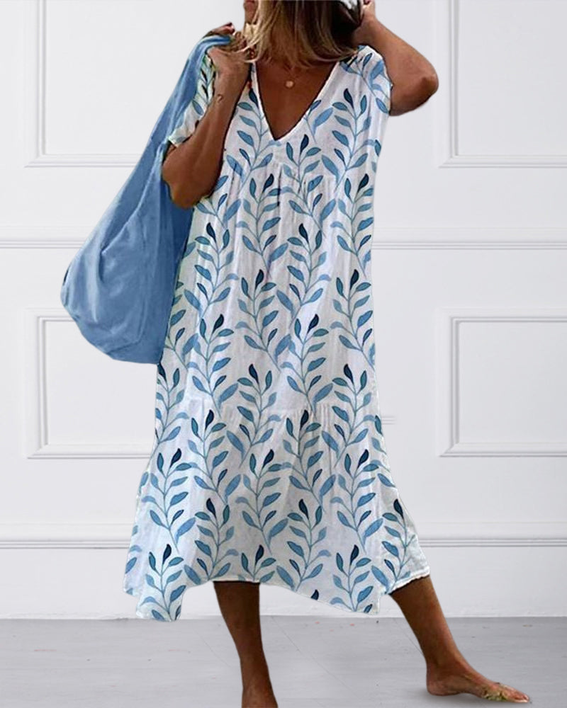 Vestido femenino con escote en V, moda verano. Estilo playero, ideal para un look casual y fresco.