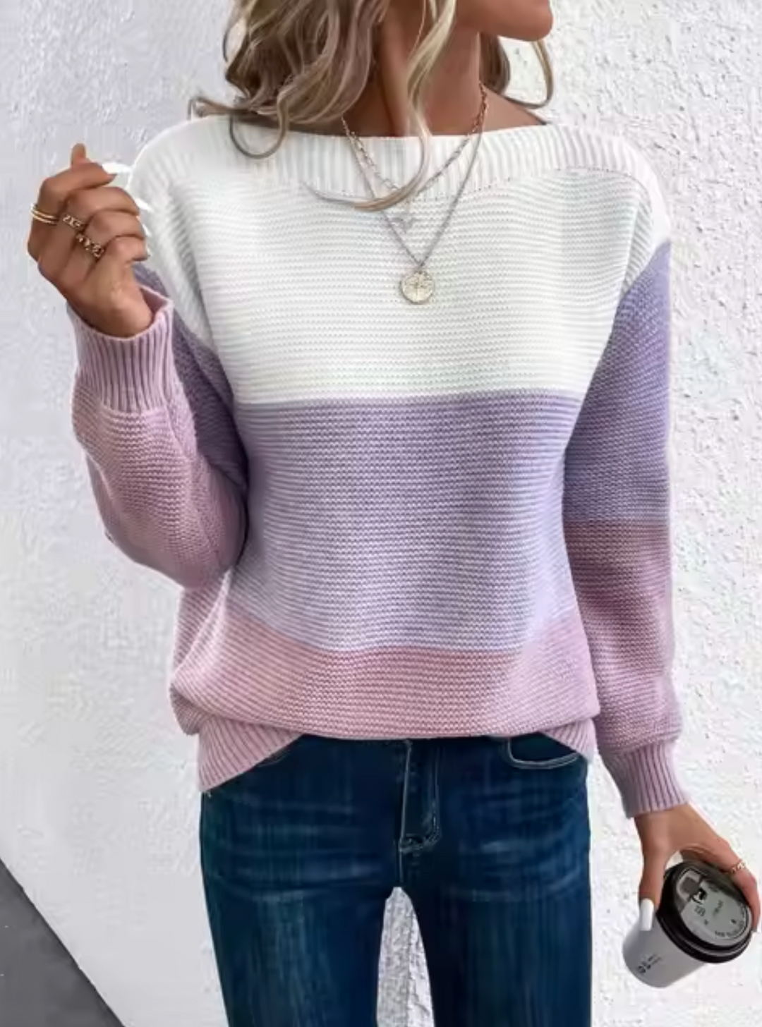 Suéter de punto tricolor de moda para mujer, ideal para otoño invierno. Pullover elegante y cálido de tendencia actual.