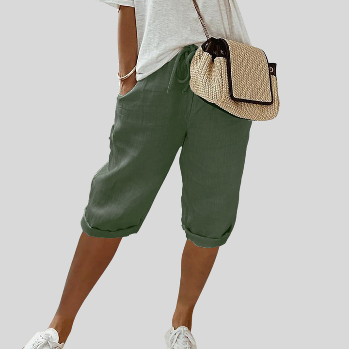 Short elegante para mujer, tejido fluido y cómodo, ideal para el verano. Estilo natural y versátil. Moda femenina.