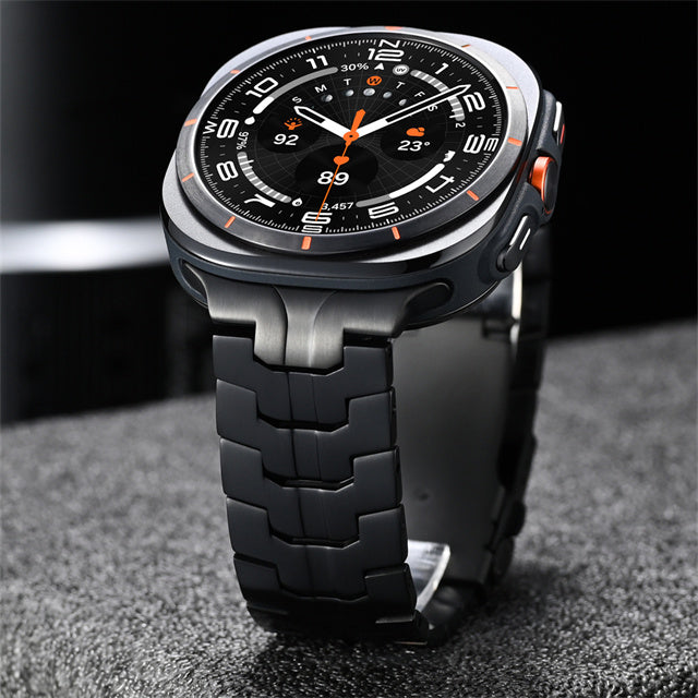 Correa metálica ajustable de titanio con cierre seguro para smartwatch de 47mm.