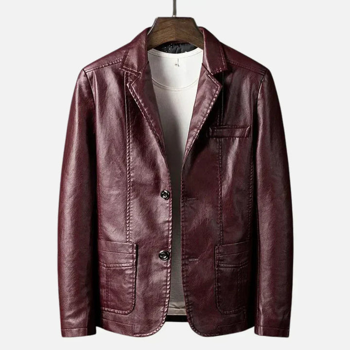 Primer plano de chaqueta retro para hombre. Detalle de estilo elegante y duradero, clave en moda masculina versátil.