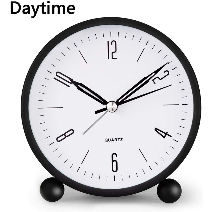 Despertador compacto de viaje, silencioso y con luz nocturna para dormitorio.