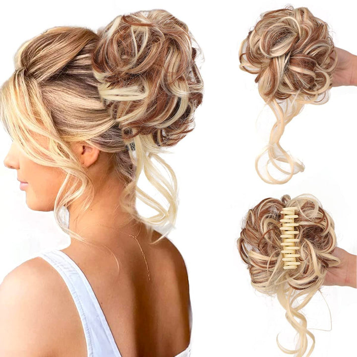 Moño rizado sintético, ideal para un estilo rápido y elegante con volumen.
