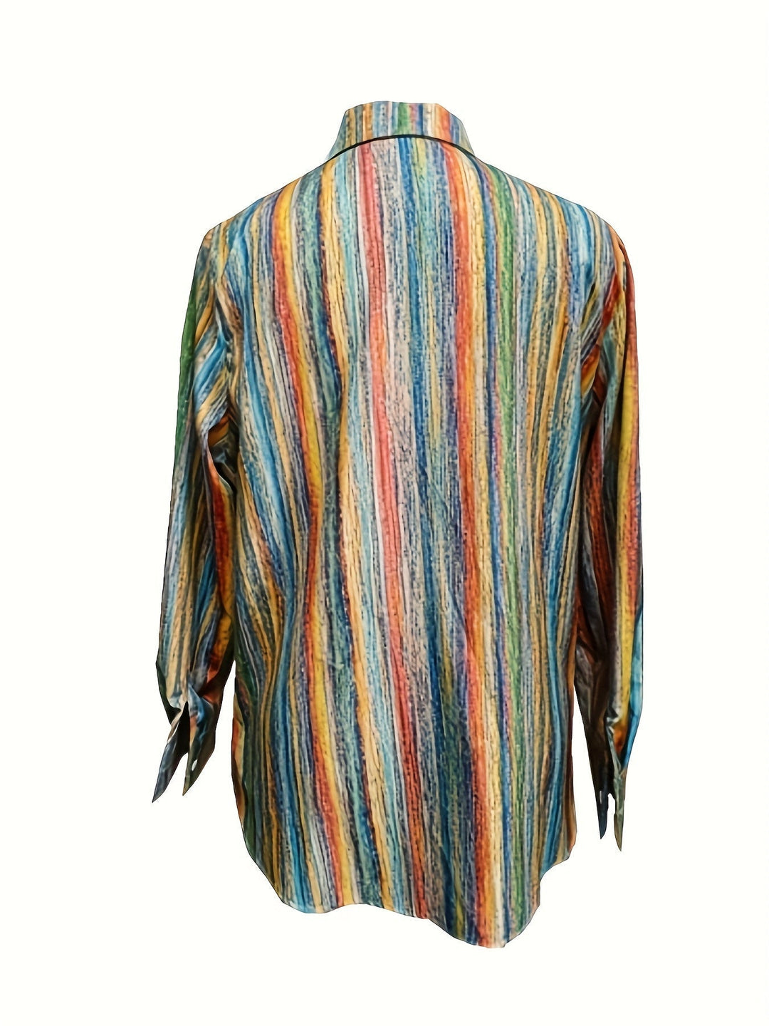 Camisa de mujer a rayas, manga larga, que combina elegancia y comodidad para un estilo versátil.