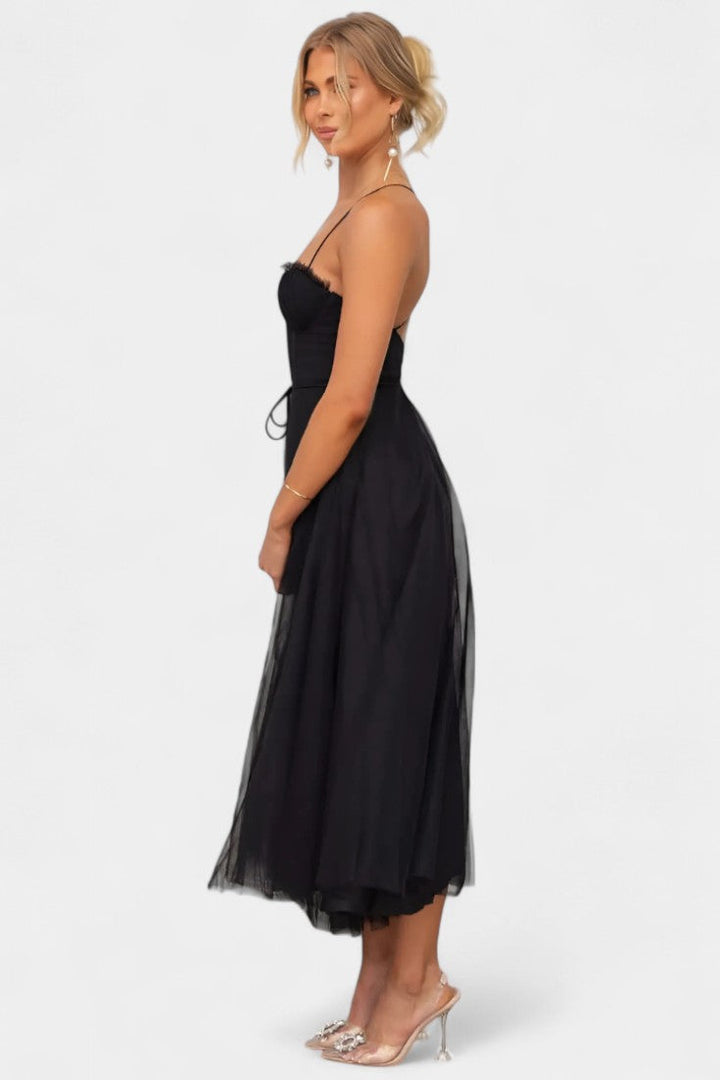 Vestido formal Eileen para mujer, estilo midi, perfecto para eventos.