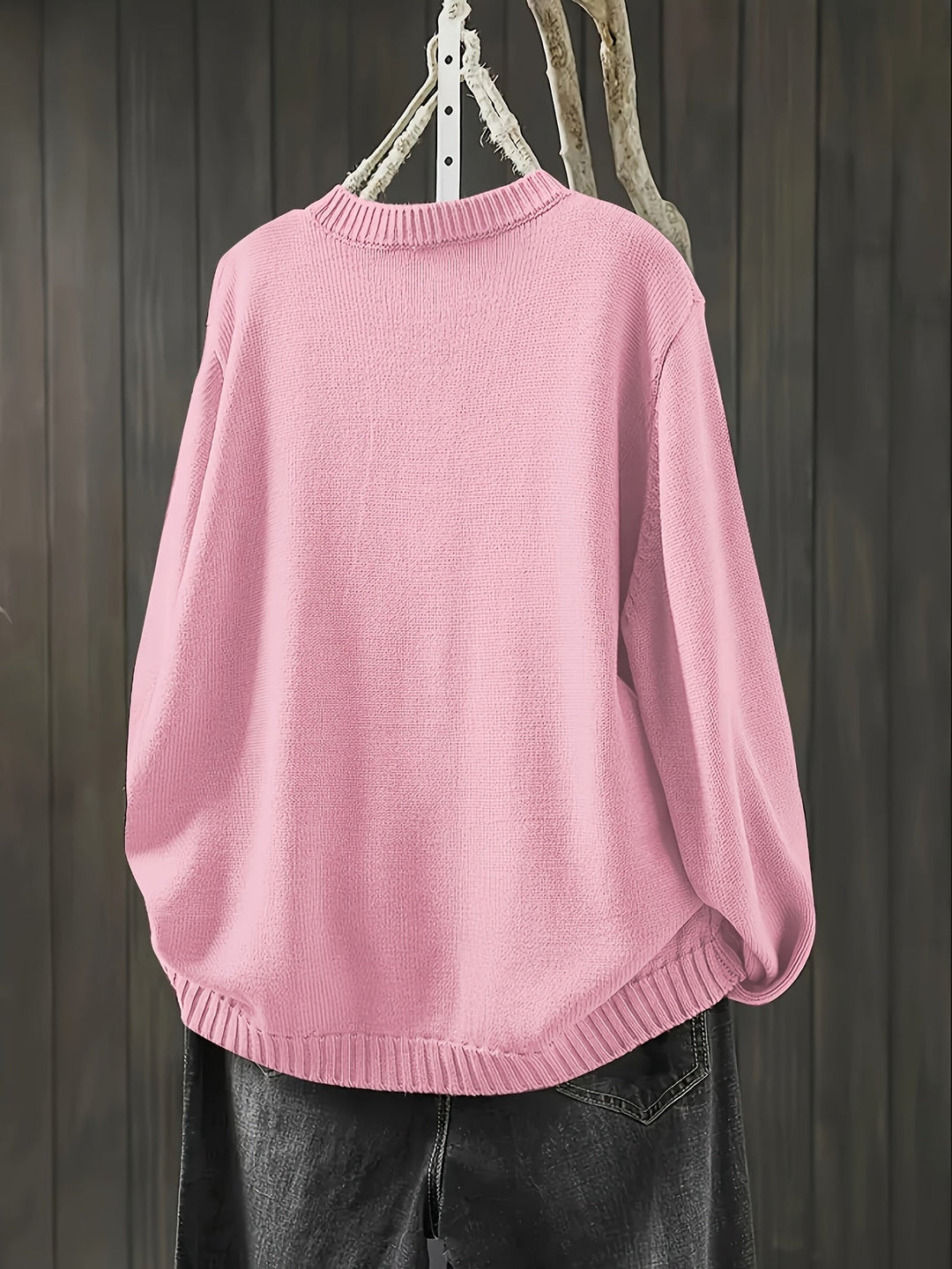 Cárdigan suave y ligero para mujer con botones, perfecto para capas casuales o elegantes. Chaqueta confort.