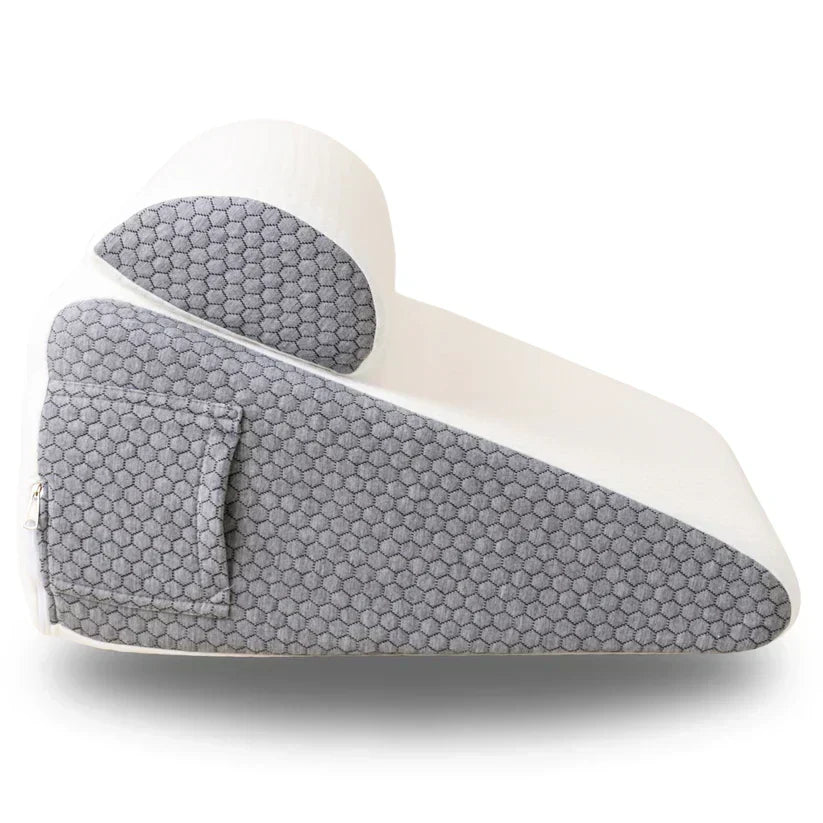 Cojín ergonómico para reflujo ácido, brindando confort y bienestar al dormir.