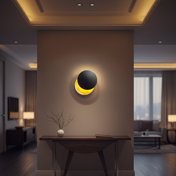 Aplique de pared LED giratorio 360°, diseño minimalista, ideal para luz cálida en interior.