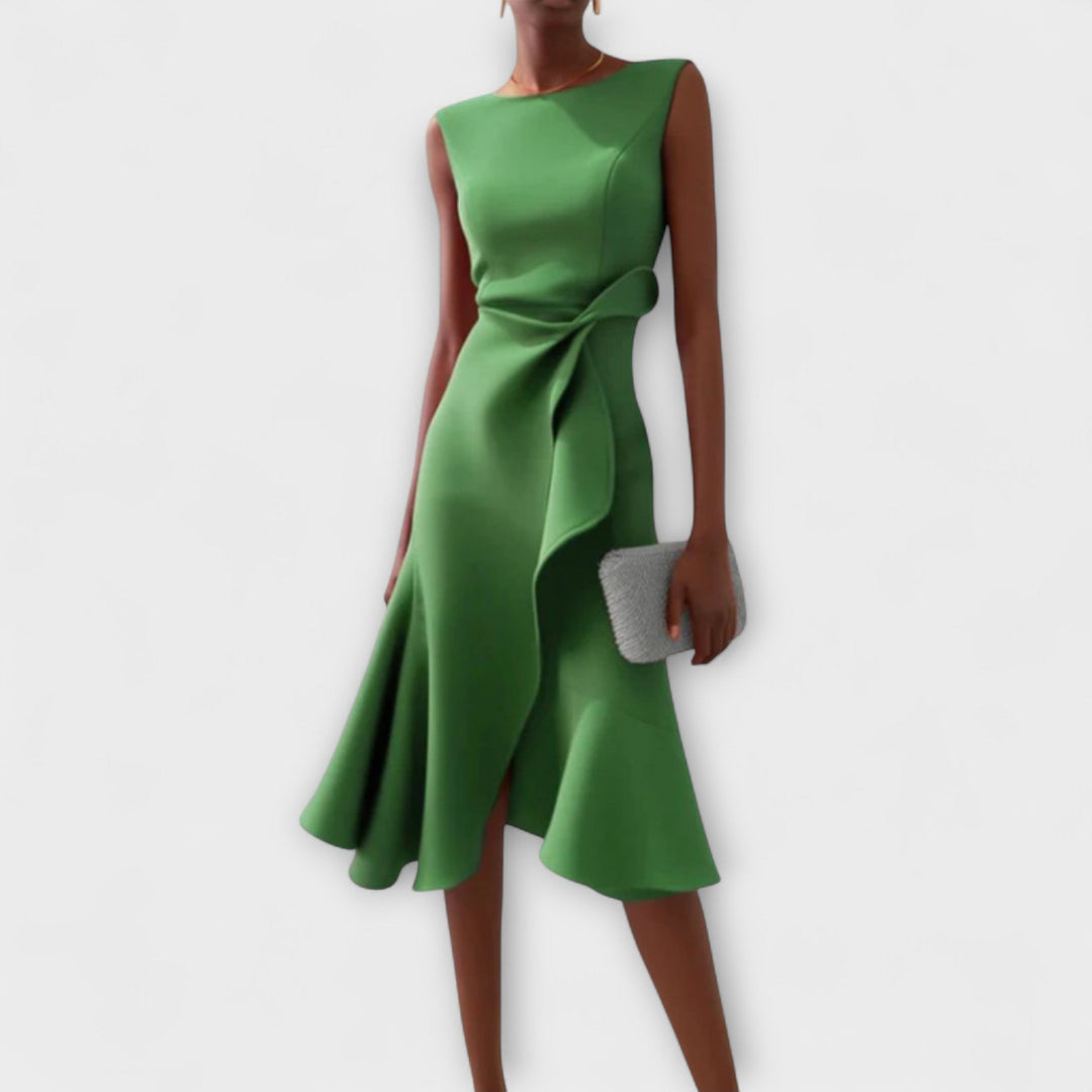 Vestido midi de moda femenina, sin mangas y con falda vuelo, perfecto para un estilo casual chic.