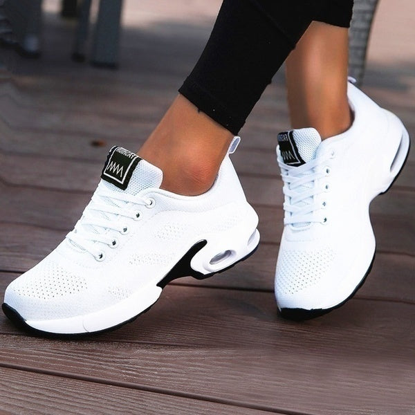 Zapatillas de mujer transpirables y ligeras, con malla flexible. Ideal para comodidad diaria y caminar en verano.