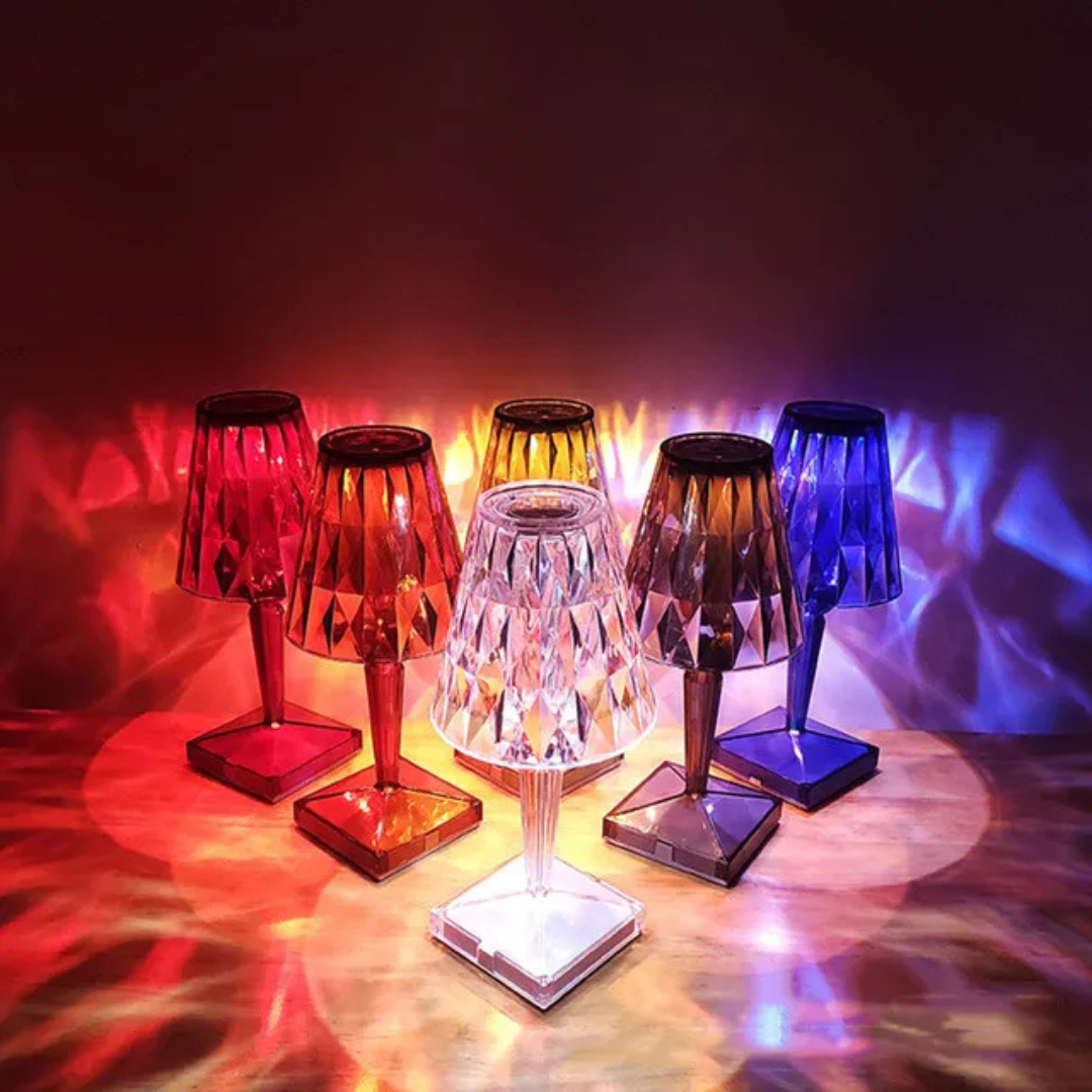 Lámpara de mesa LED ambiental diseño vela elegante. Luz inalámbrica decorativa para un ambiente cálido y moderno en el hogar.