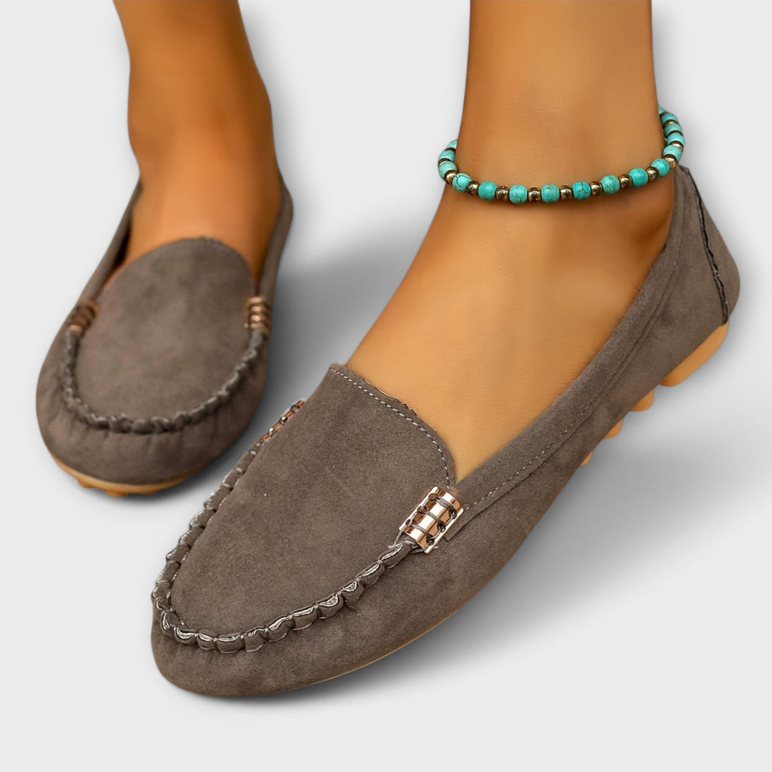 Mocasines sabot mujer elegantes y cómodos, perfectos para uso diario con estilo y versatilidad.