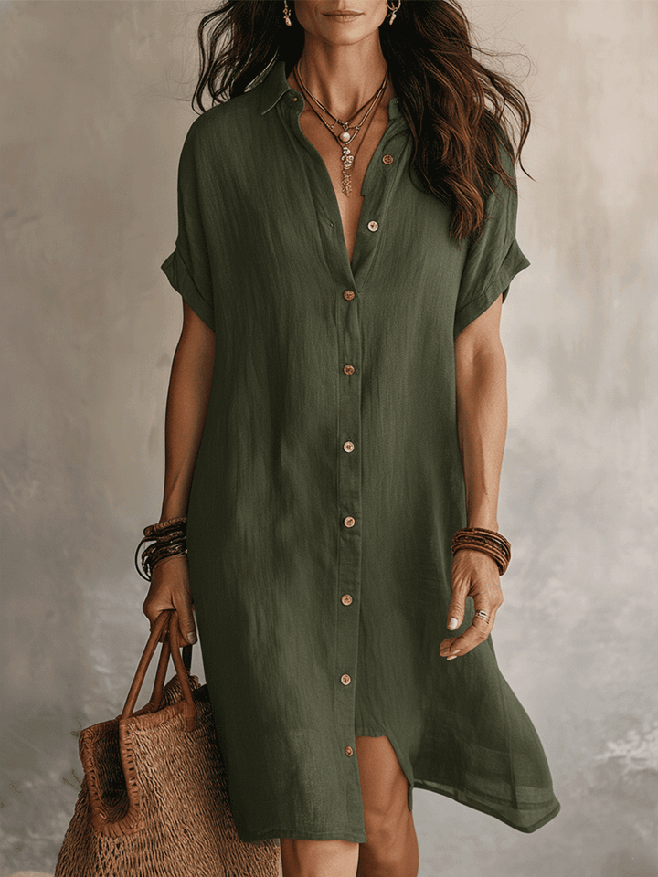 Vestido camisa midi de mujer elegante con botones frontales y manga corta. Estilo fresco para el verano.