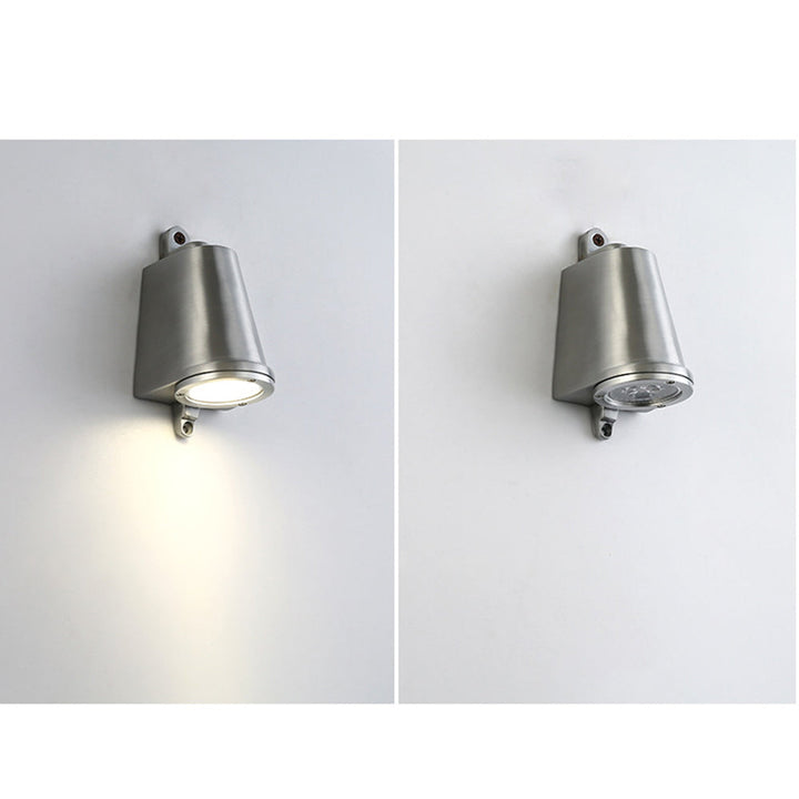 Moderna lámpara de pared LED 3W industrial, exterior, IP65, diseño campana de aluminio.