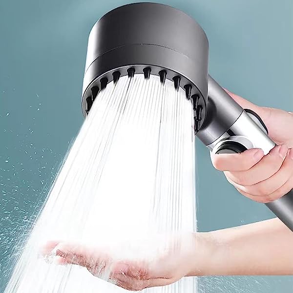Experimenta una ducha de alta presión con este cabezal filtrado, que purifica y ahorra agua.