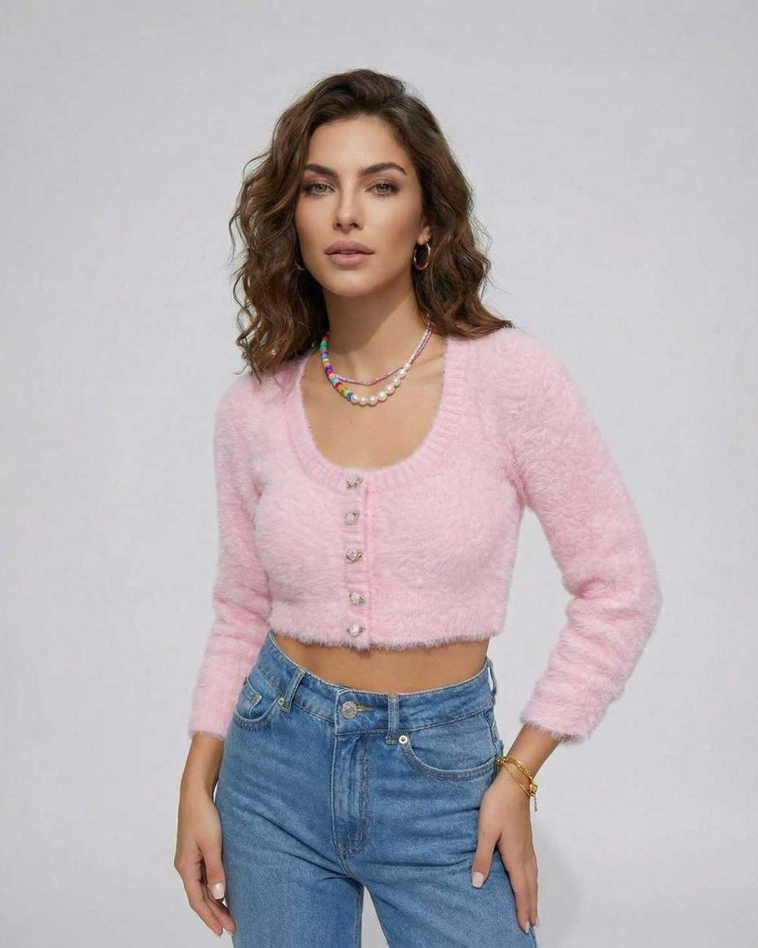 Cárdigan rosa corto floral de mujer, diseño moderno y elegante para cualquier ocasión.