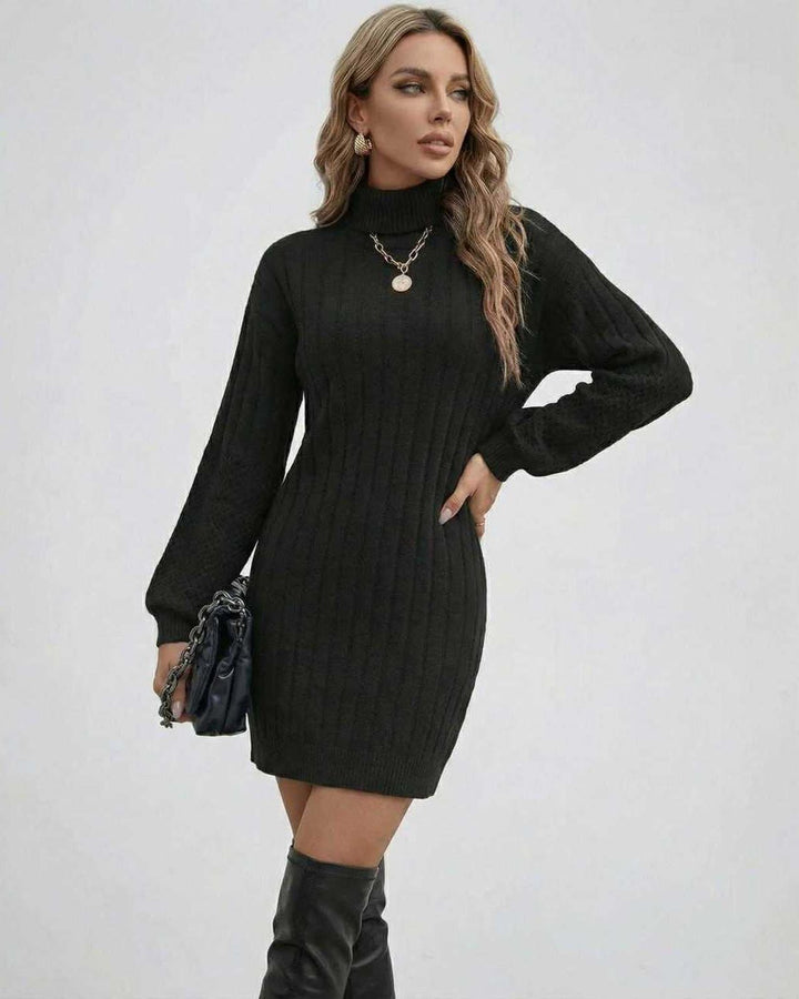 Vestido de suéter negro de punto cuello alto para mujer. Estilo casual o elegante de invierno.