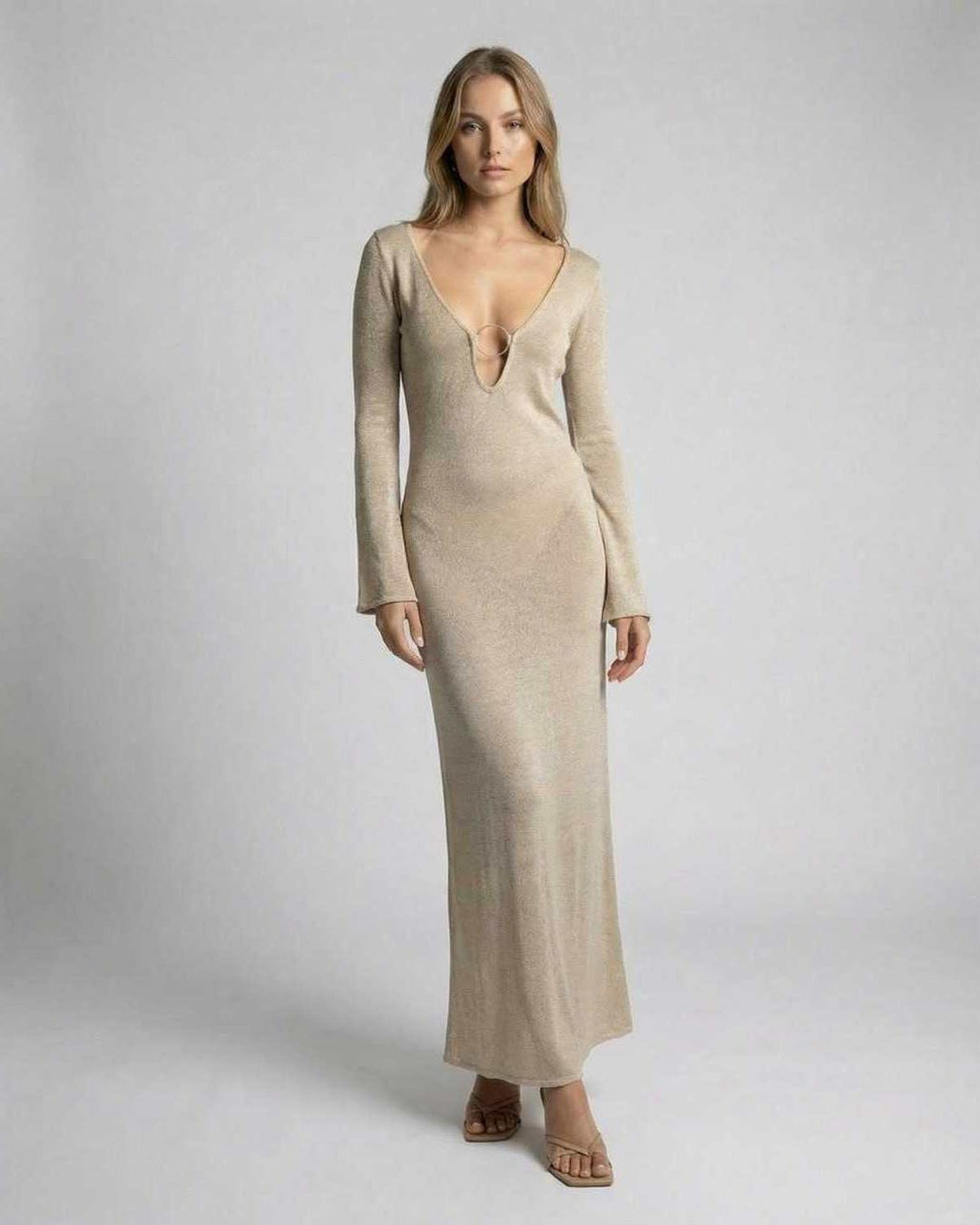 Vestido de noche maxi bodycon para mujer con escote en V, manga larga. Moda elegante para fiesta y ocasiones.