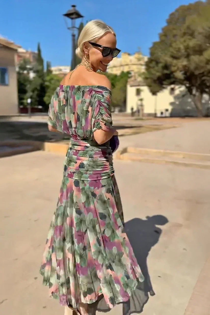 Elegante vestido de fiesta largo para mujer, con escote en V, perfecto para eventos formales.