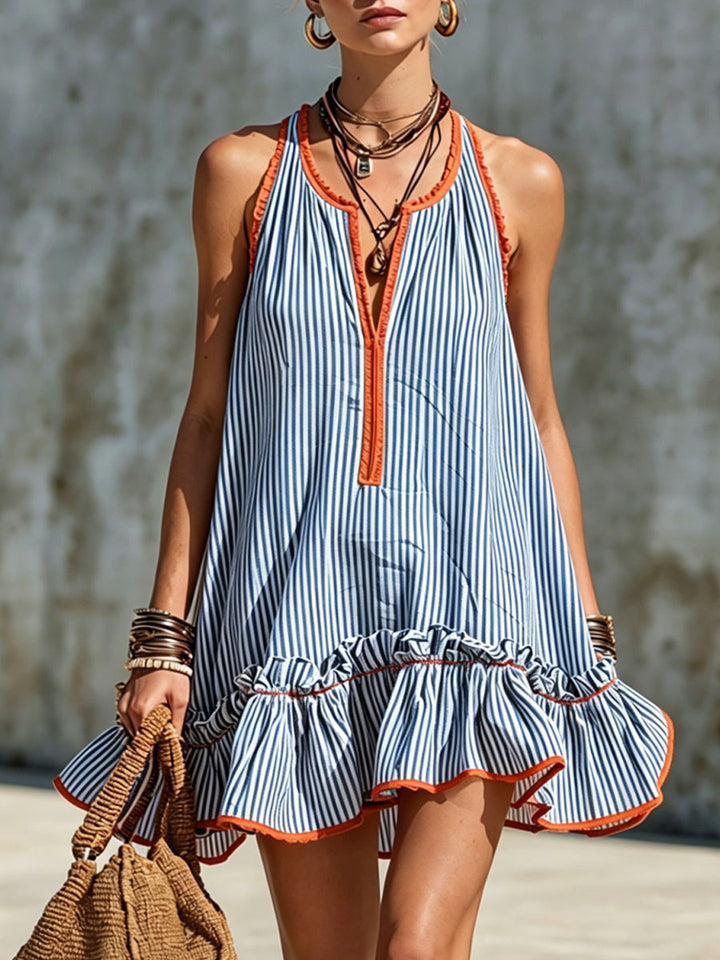 Vestido corto halter rayado con volantes, estilo fresco y casual de verano para mujer.