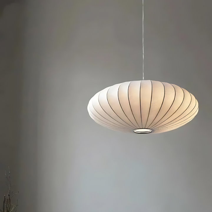 Lámpara colgante de seda sintética para instalación fácil, perfecta para decoración de hogar acogedor.