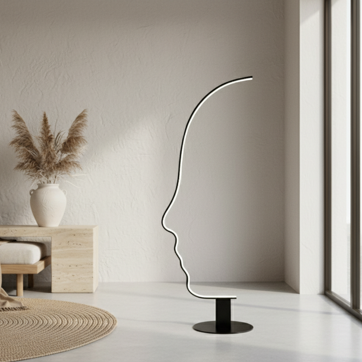 Lámpara de pie decorativa con cara humana, diseño único. Proporciona luz ambiental LED para sala moderna.