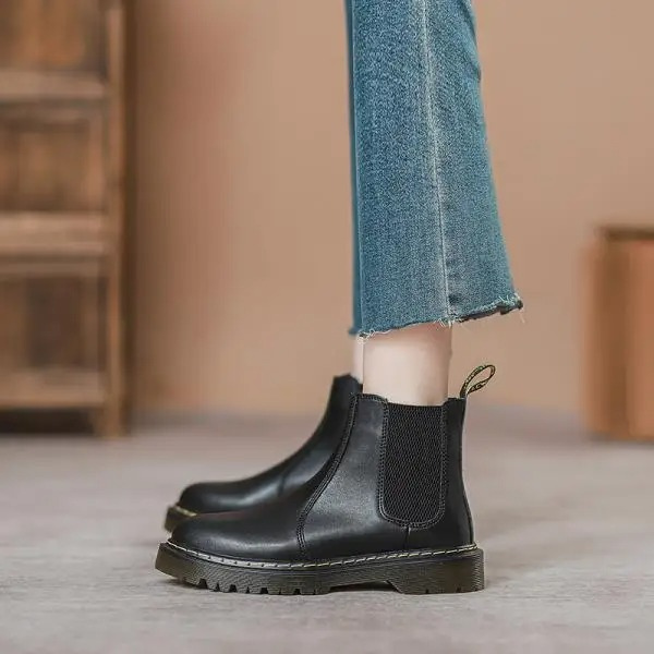 Botas Chelsea para mujer, un básico versátil. Calzado cómodo para uso diario con un toque chic.