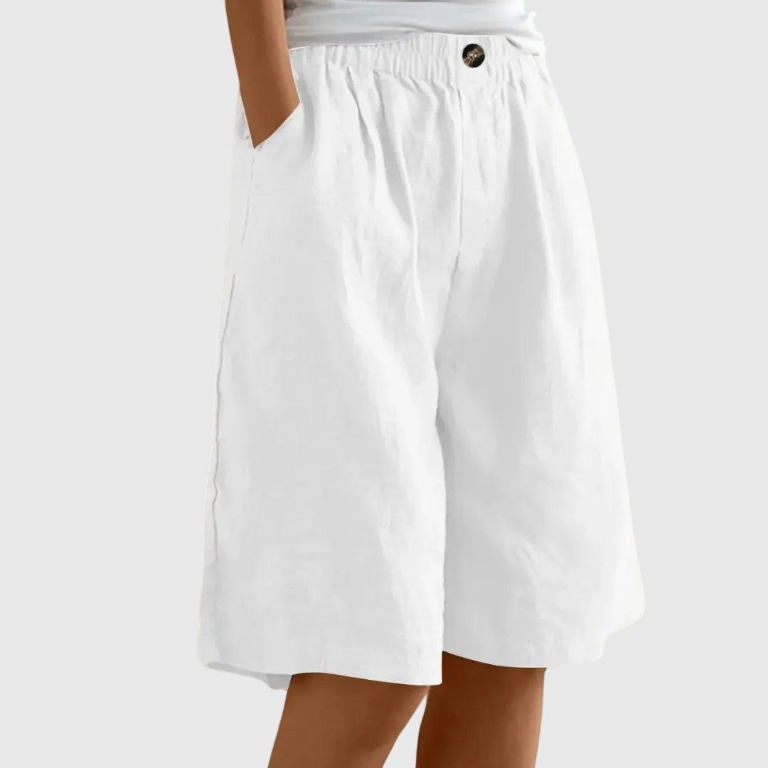 Ropa femenina: pantalones cortos fluidos de mujer con cintura elástica. Ideales para la comodidad del verano.