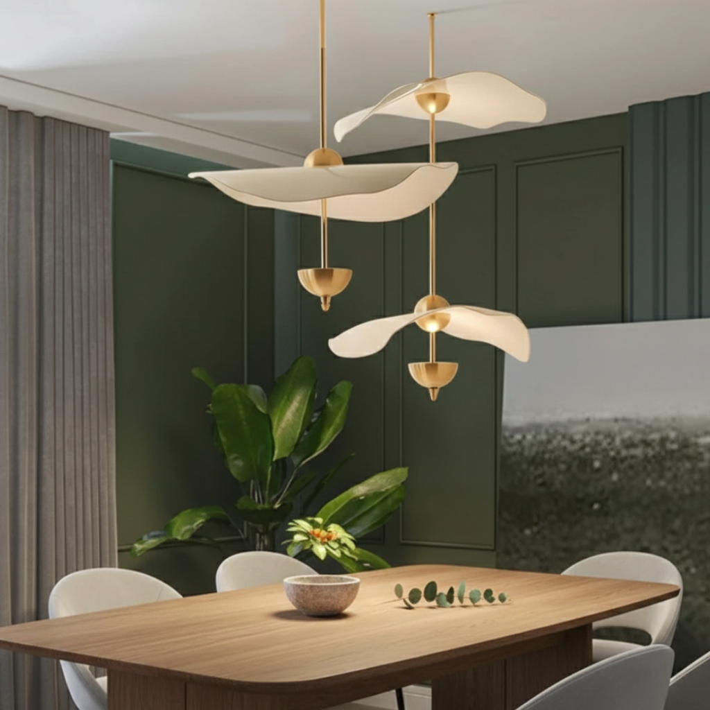 Lámpara LED Lotus contemporánea, ideal para iluminar y decorar cualquier espacio con elegancia.