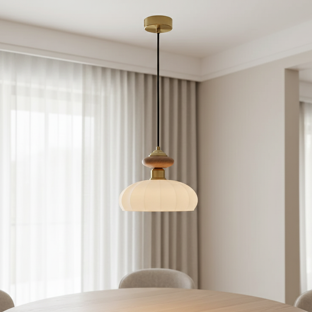 Luz LED para hogar: Lámpara colgante Ceres de vidrio acanalado y madera natural. Estilo moderno y funcional.