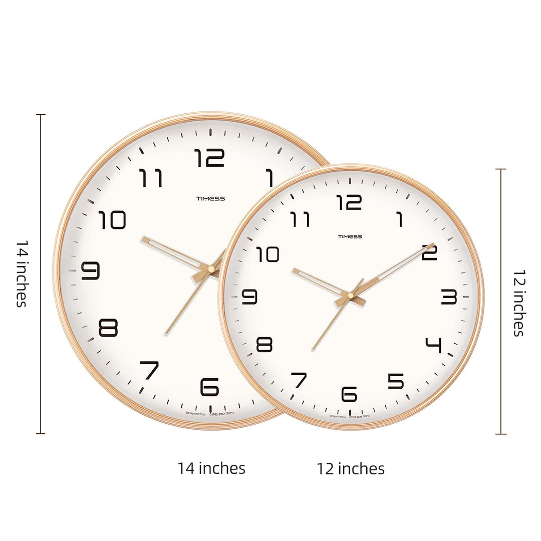 Reloj de pared crema y marrón de madera, analógico, silencioso, crea un ambiente tranquilo en el hogar.