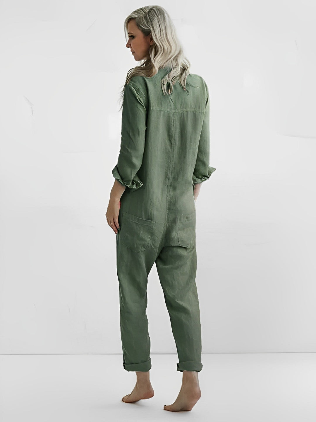 Jumpsuit verde estilizado de mujer, comodidad y moda femenina. Ideal para eventos y ropa elegante de ocasiones especiales.
