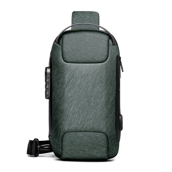 Mochila tecnológica con seguridad antirrobo y carga USB para la ciudad.