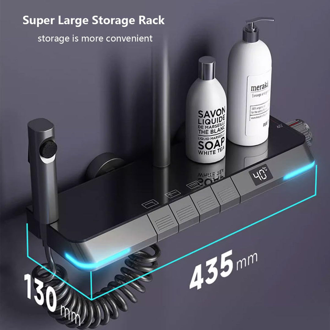 Ducha termostática de baño con pantalla digital. Control automático de temperatura. Accesorios modernos.