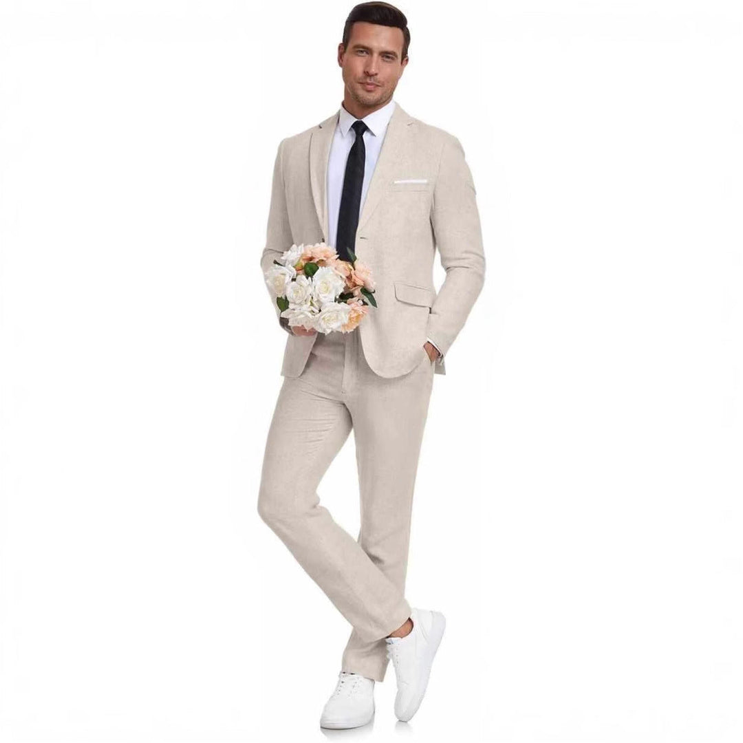 Traje de negocio slim fit para caballero, ideal para reuniones y eventos formales.