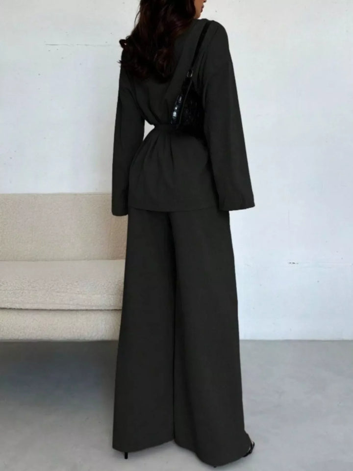 Conjunto dos piezas: Top lazo, pantalón ancho. Elegante y cómodo para mujer.