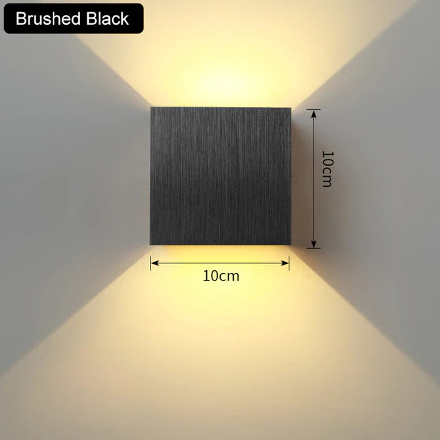 Iluminación de pared LED para sala. Lámpara moderna con opciones de luz cálida o fría, aportando un estilo nórdico único.