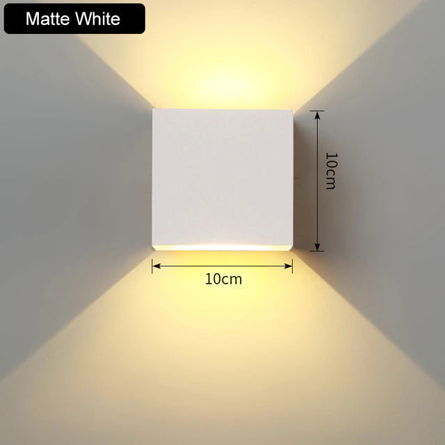 Lámpara de pared LED nórdica. Diseño moderno y minimalista, ideal para iluminación interior con luz fría o cálida.