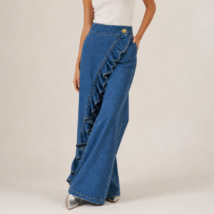 Pantalón de mujer con volantes, prenda sofisticada y de estilo moderno. Ideal para lucir elegante y a la moda.