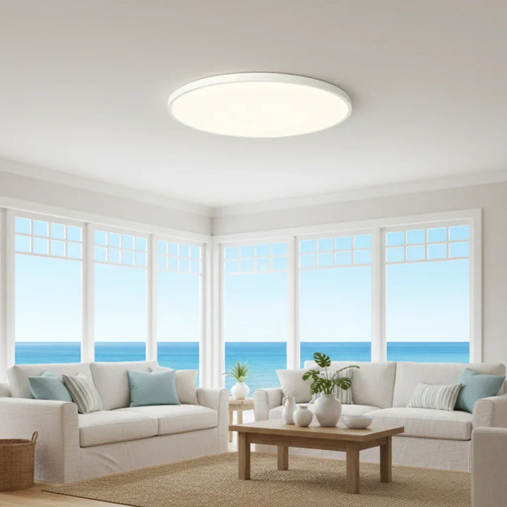 Moderna luz LED de techo, estilo minimalista con ahorro energético para todo el hogar.