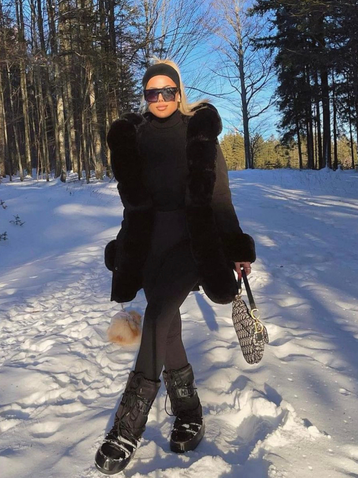 Chaqueta de invierno ultra cálida para mujer. Estilo elegante y protección total contra el frío.