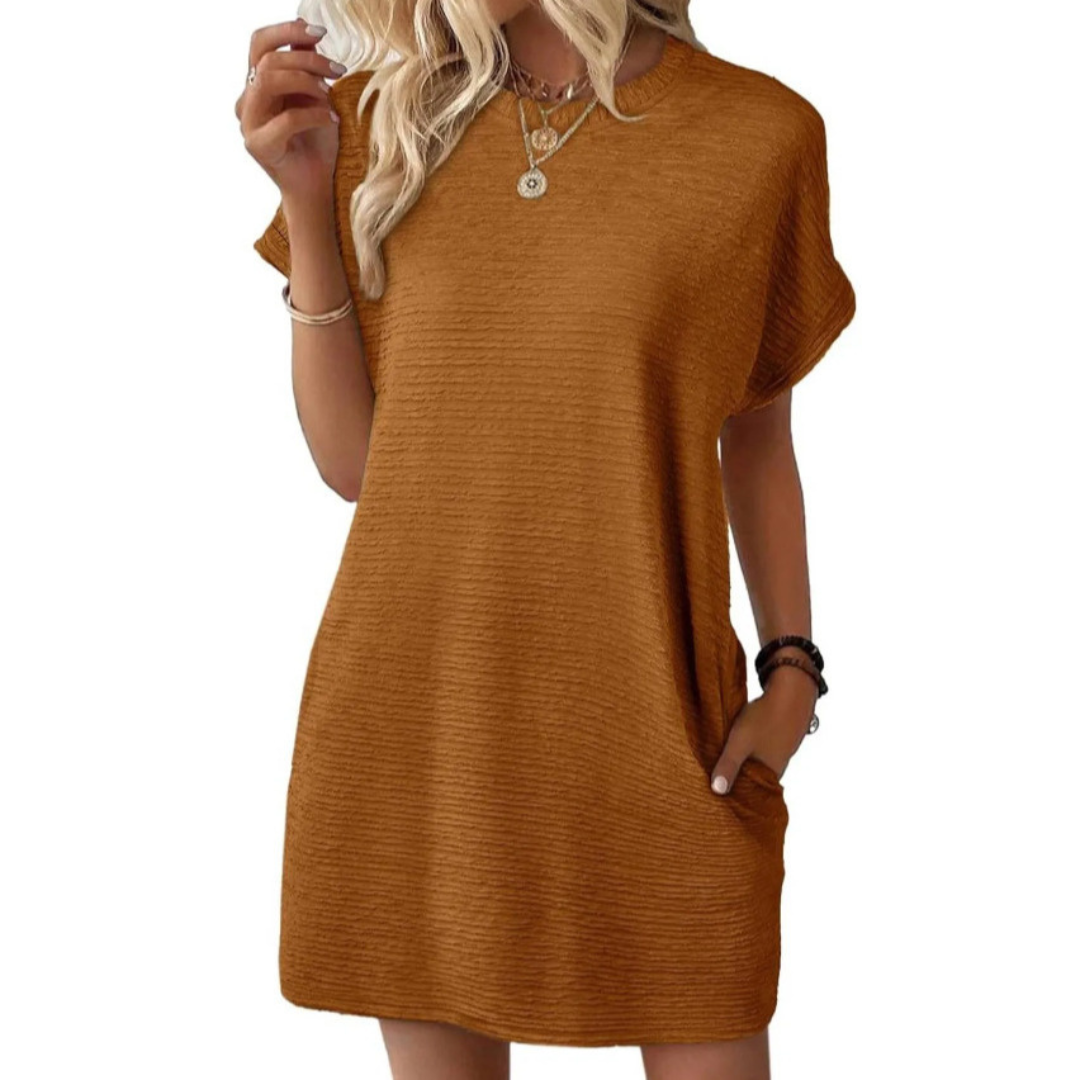 Ropa de día: vestido mini Sofía elegante con bolsillos. Cómodo, fluido y versátil para un estilo veraniego.