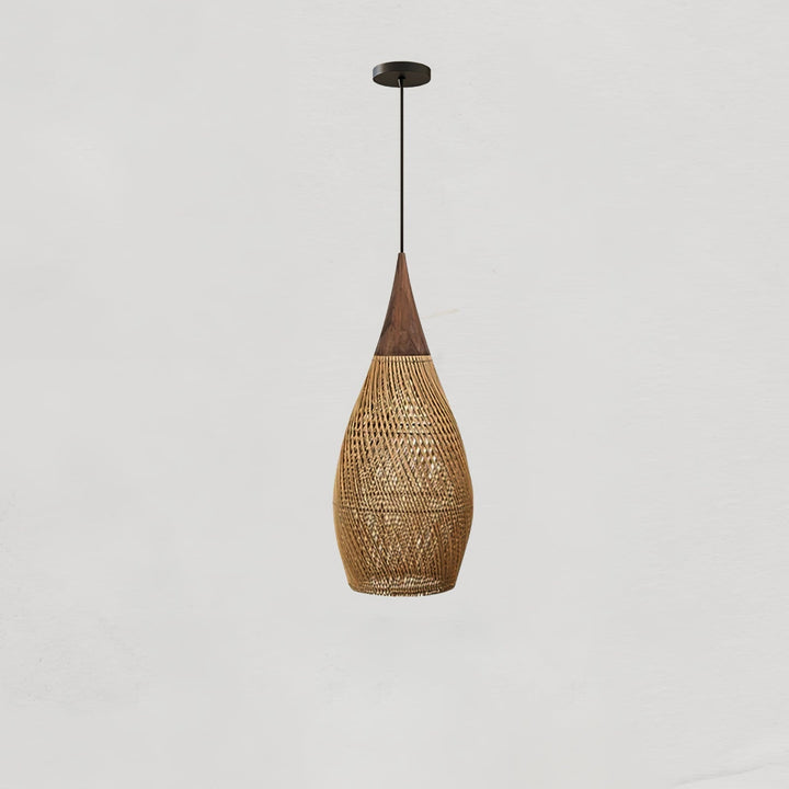 Lámpara de techo artesanal trenzada, diseño bohemio y natural para interiores.