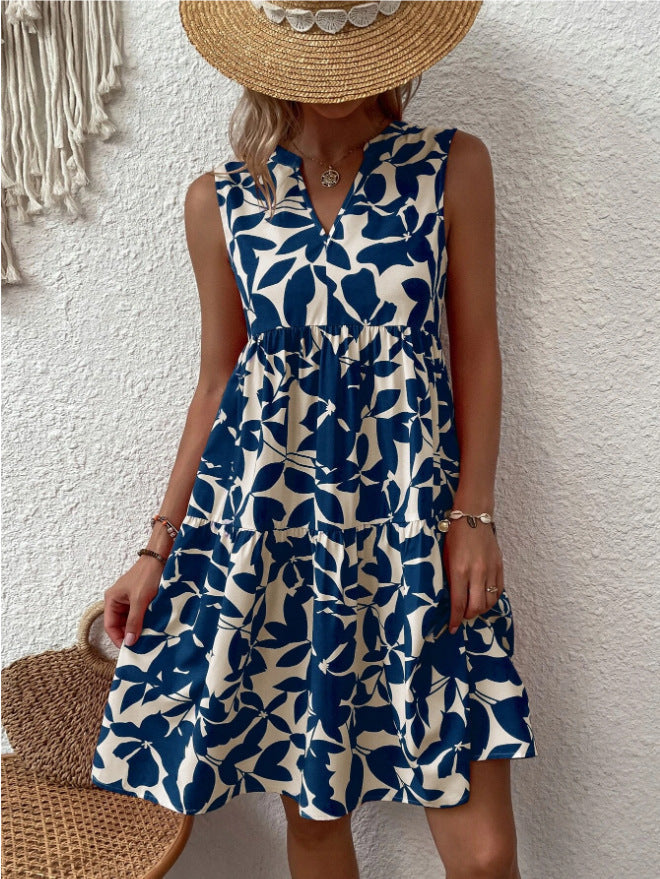 Vestido de mujer estilo veraniego, estampado floral y escote en V, cómodo y a la moda.