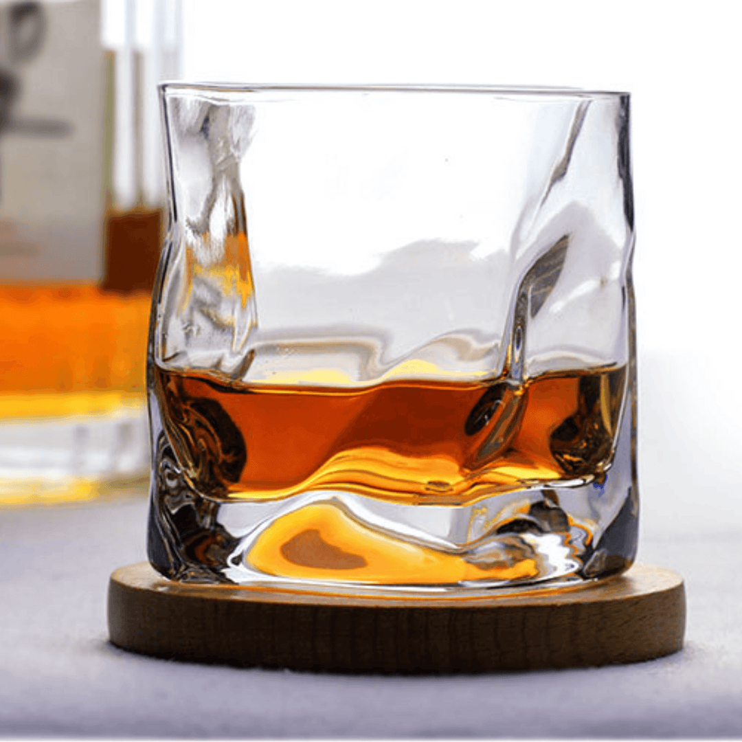 Vaso Kiriko Edo para whisky, diseño arrugado, esculpido, regalo hombre, cristalería lujo, arte japonés.