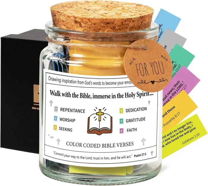 Múltiples versículos bíblicos desplegados del frasco, fuente de inspiración, fe y reflexión cristiana.
